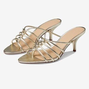 **IN SEARCH OF** Veronica Beard Gaffney 9.5 or 10